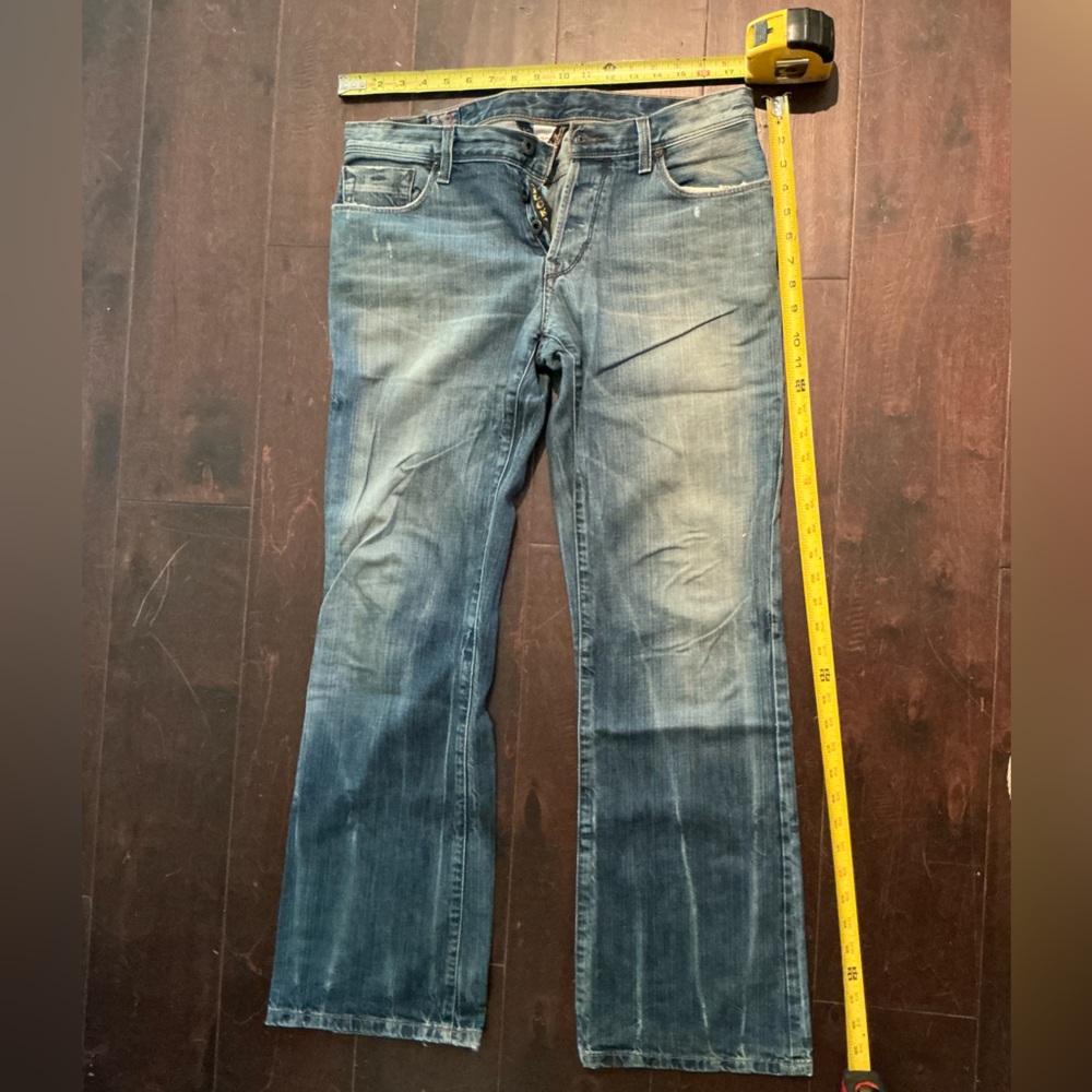 Lucky Brand Men's Faded Blue Straight Jeans